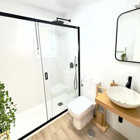 Erytheia, Tranquilo, A 150 Metros De La Playa Y Pleno Casco Historico Appartement *