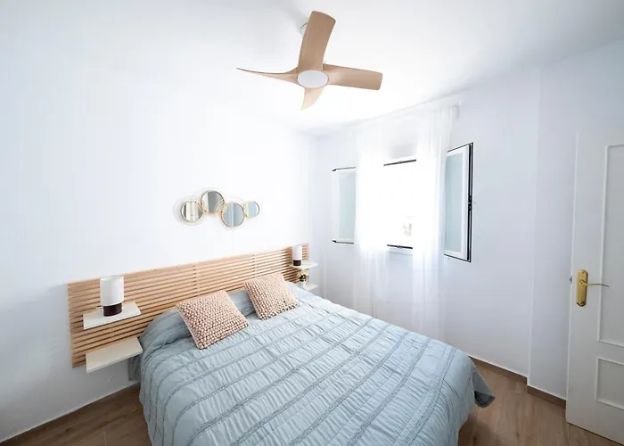 Erytheia, Tranquilo, A 150 Metros De La Playa Y Pleno Casco Historico * Conil de la Frontera